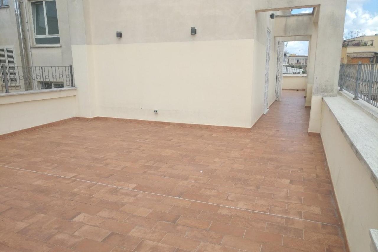 Apartment Via Raffaele Balestra Rome Exterior photo